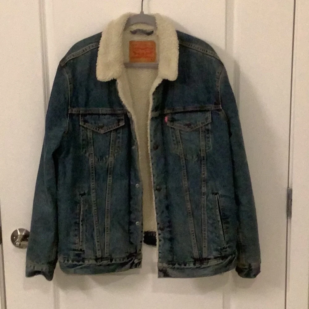 LEVI STRAUSS SHERPA TRUCKER JACKET - Picture 1 of 11